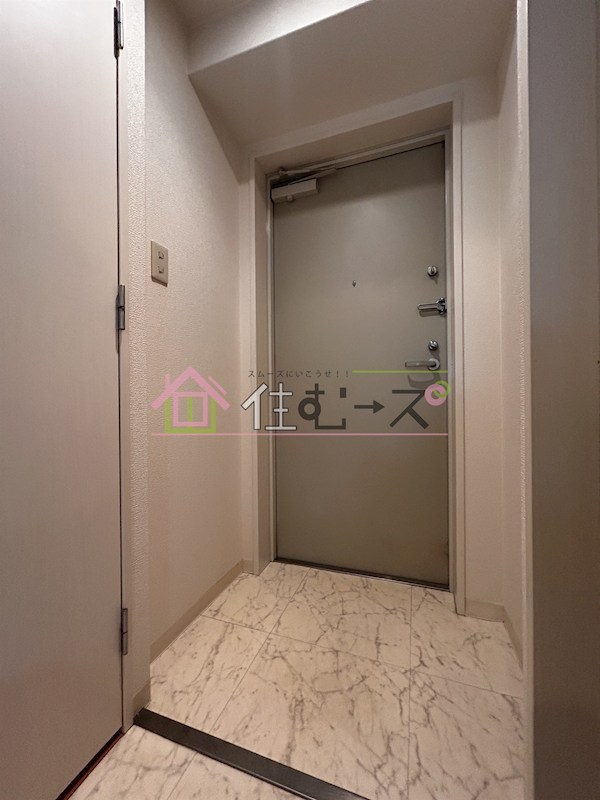 ドルチェ・ヴィータ 玄関