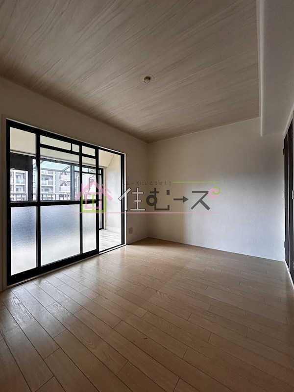 東洋プラザ高倉 ベッドルーム