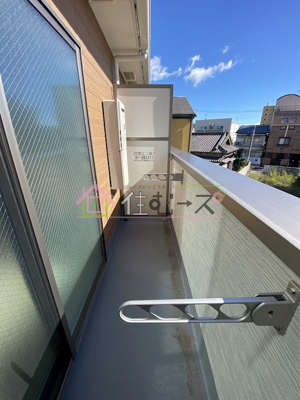 フジパレス今津中Ⅲ番館 ベランダ