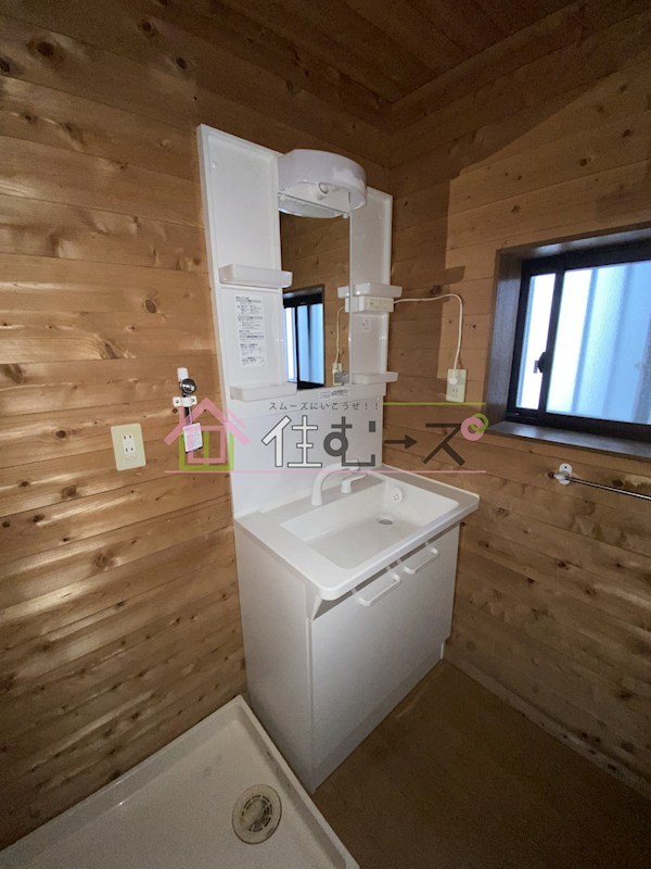 鶴見区安田３丁目貸家 その他4