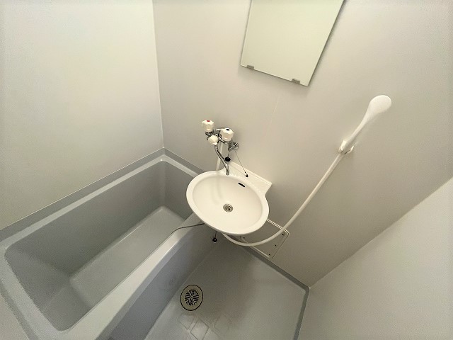 レオパレスプロスペラーＫＯＫＡＤＯ 風呂画像