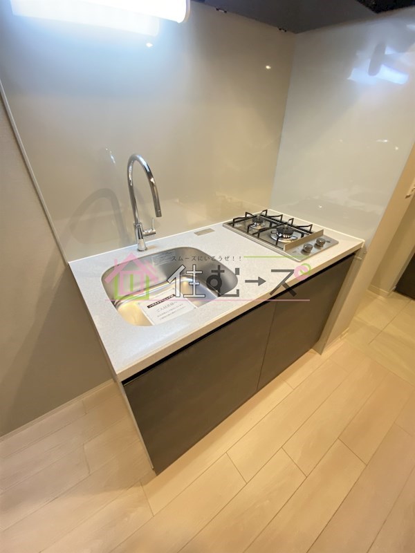 ファーストフィオーレ難波クレシア キッチン