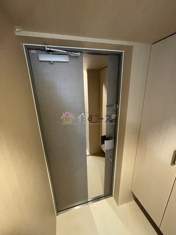 City Lux Namba South 玄関