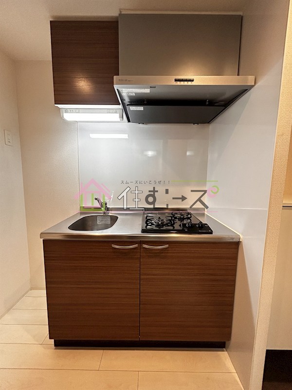 リヴィアス難波ルノン キッチン