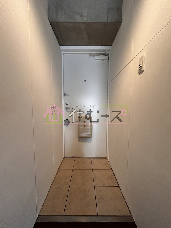 Home Builder Sakuragawa 玄関