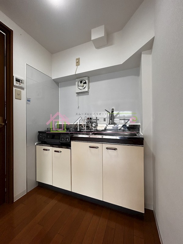 湊町ビル キッチン