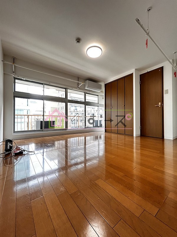 湊町ビル ベッドルーム