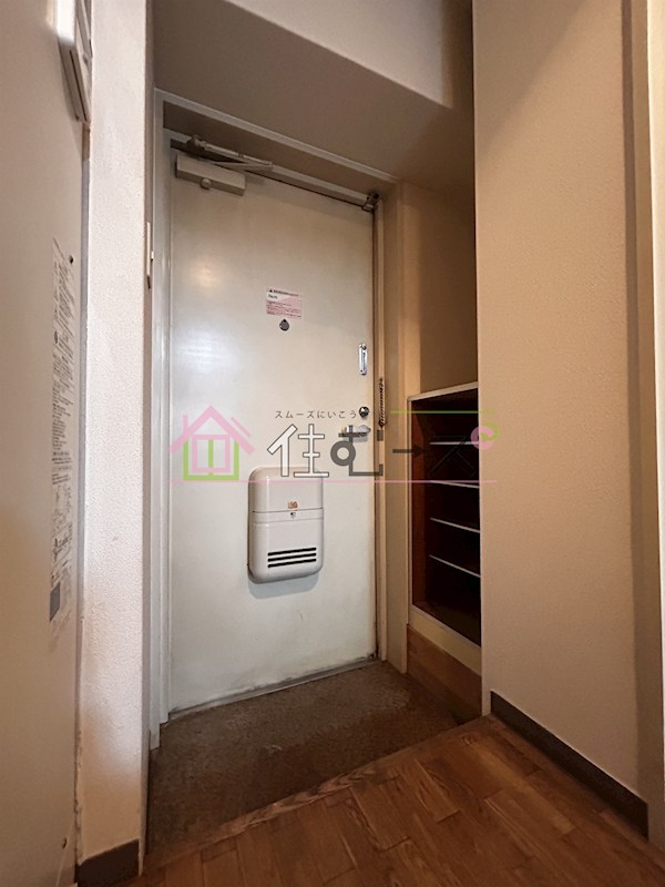 エルテルン壱番館 玄関