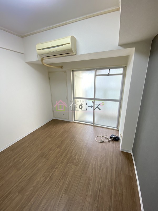 ジョイフル西船場 ベッドルーム