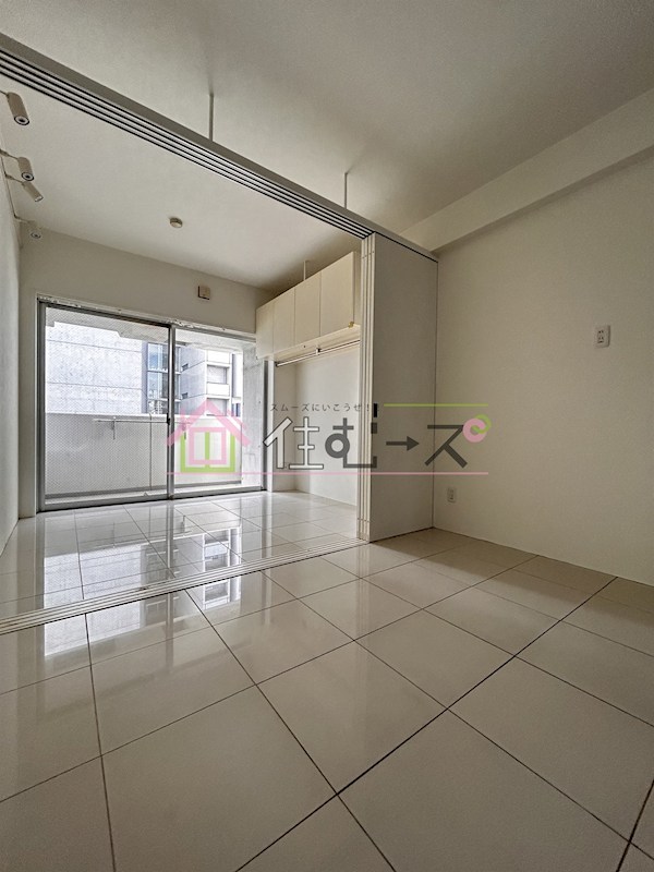 エスプレッソ難波Ⅱ ベッドルーム