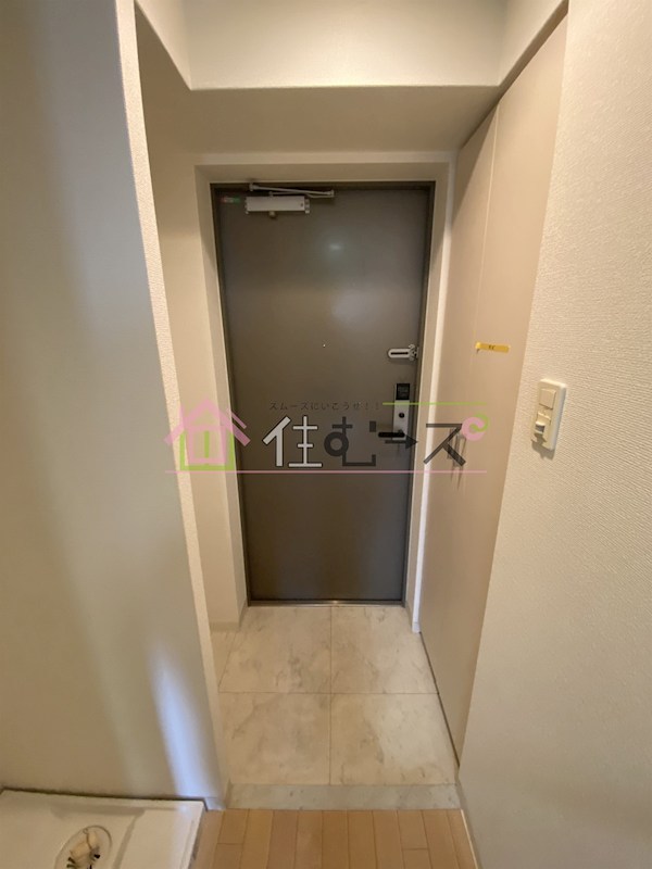 エスリード南堀江リバーサイド 玄関