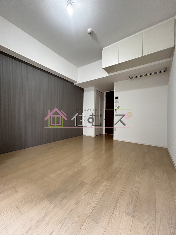 ラシュレエグゼ難波南 リビング