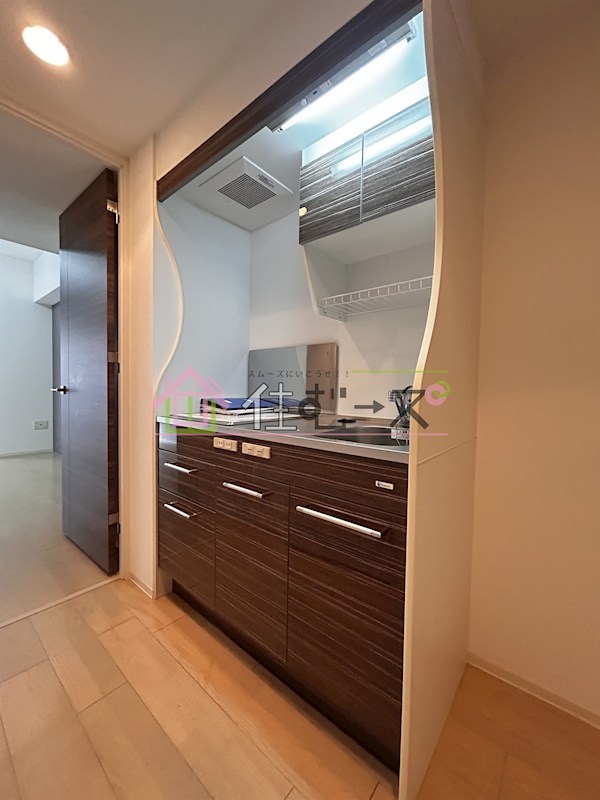 ラシュレエグゼ難波南 キッチン