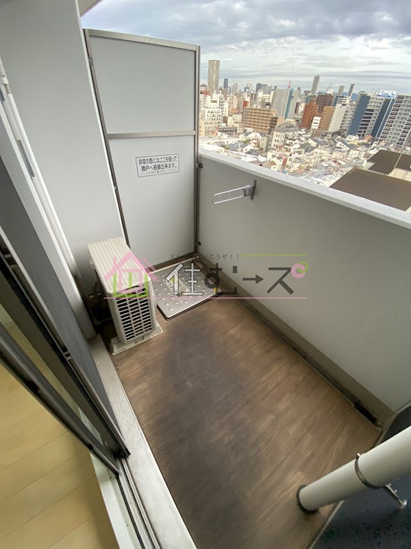 アドバンス大阪グロウス ベランダ