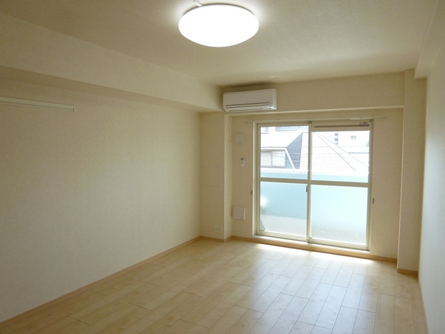 ウィンザー越水 リビング