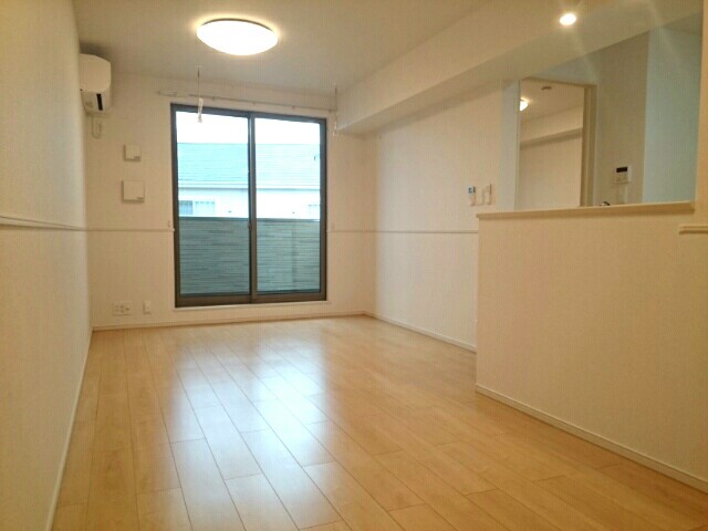 ケーズコート深井 リビング