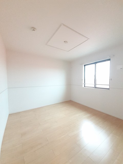 ヴィラ・アムール その他2