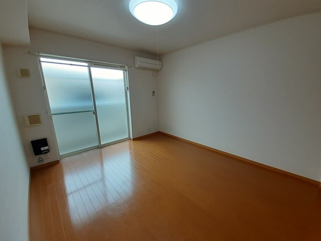 サンリット星田 リビング