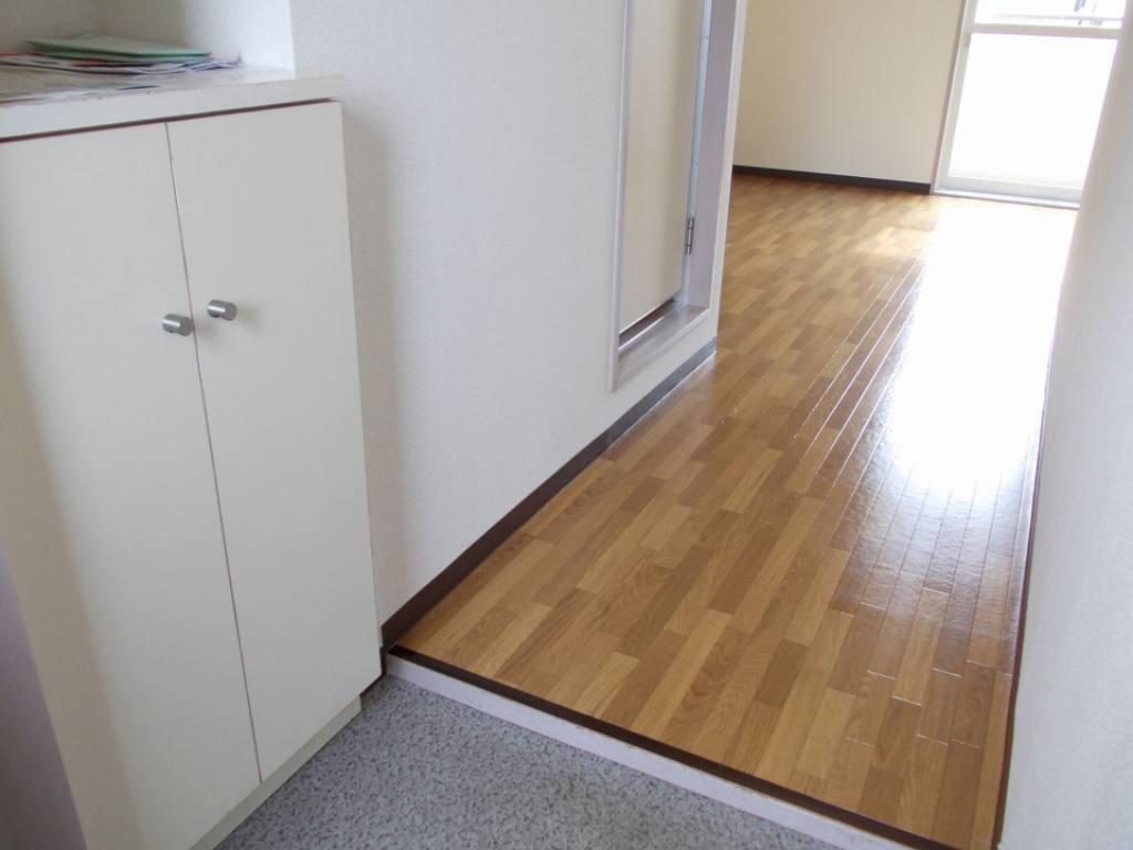 髙橋ニューハイツ 玄関
