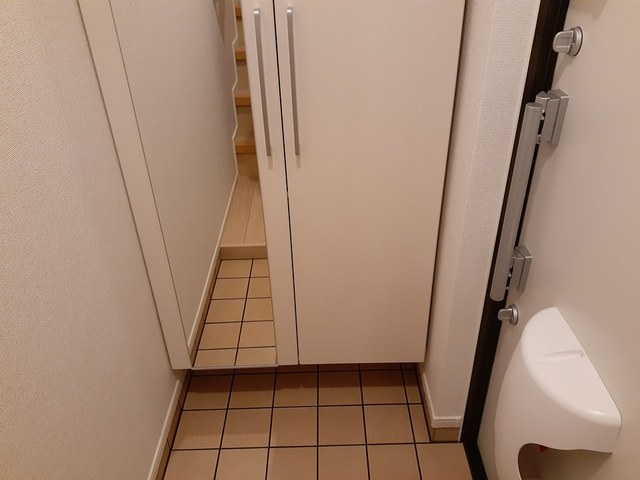 フルラージュ 玄関