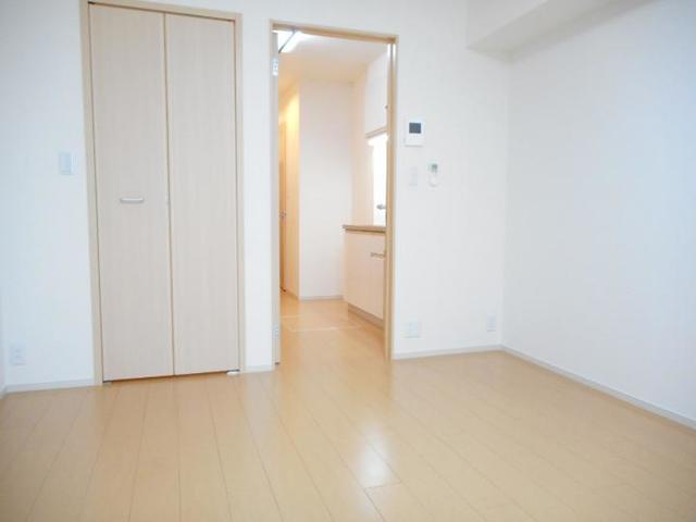 チェリ－ブロッサム リビング