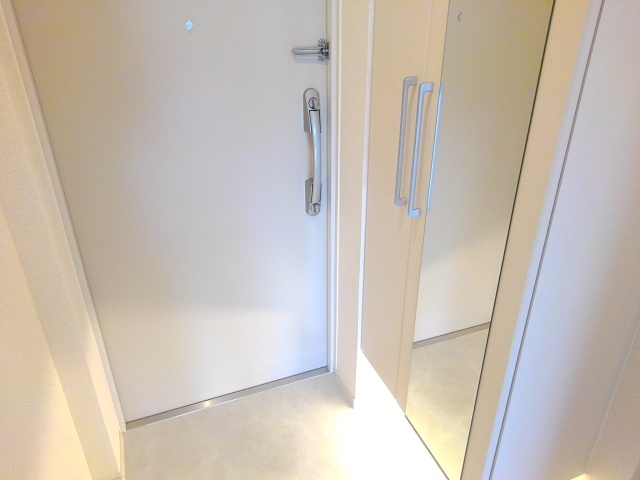 カメリアＹⅡ 玄関