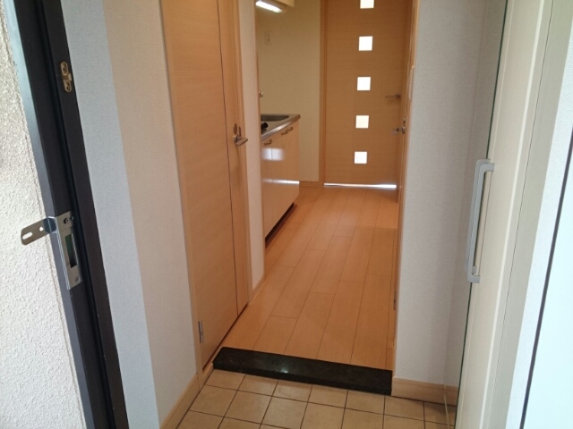 ユーヴェＳ 玄関