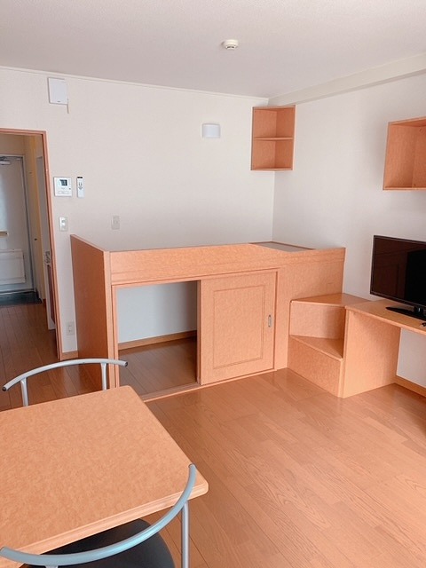 レオパレスＮＩＳＨＩＩＴＡＭＩ ベッドルーム