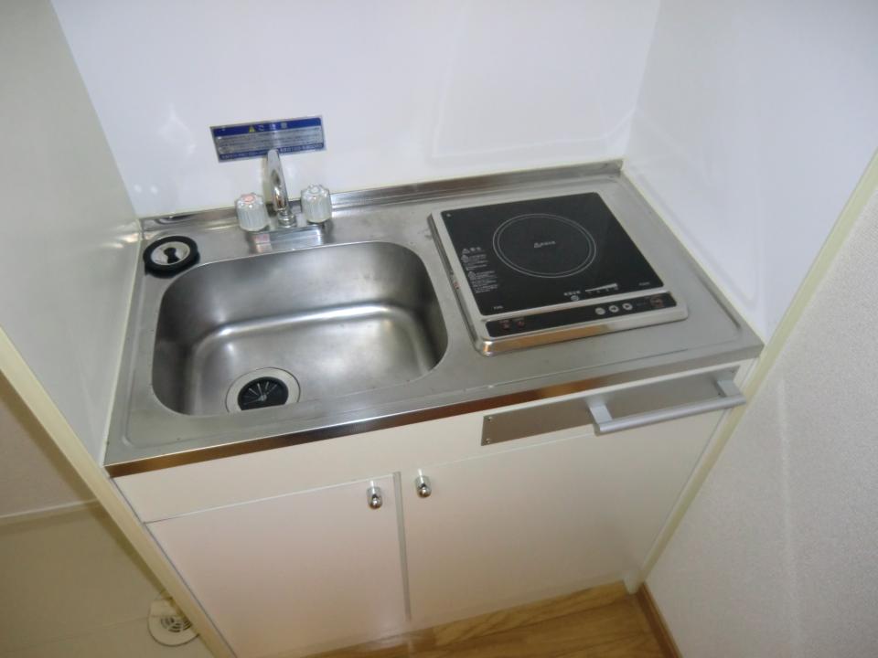 レオパレスＭｅｉｓｔｅｒＴＡＫＵＭＩ キッチン