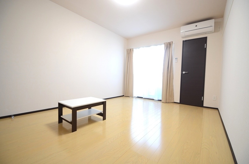 レオネクストハレマーリエ リビング