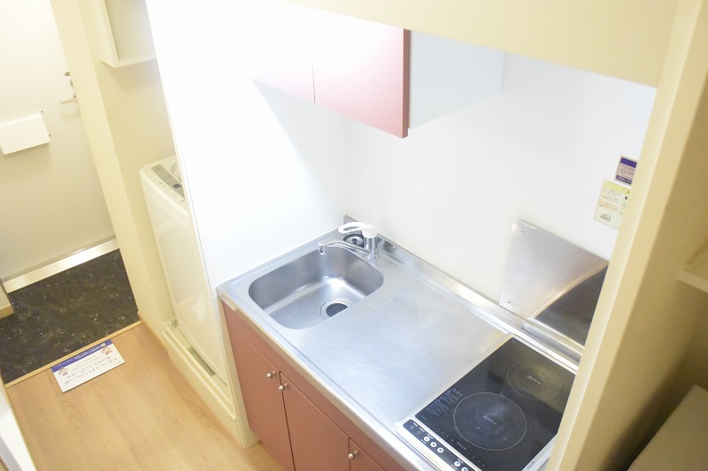 レオパレスエアポート キッチン