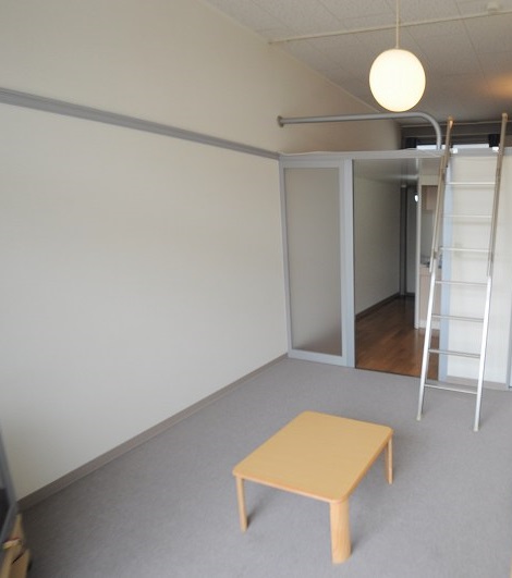 レオパレスＯＨＩⅢ リビング