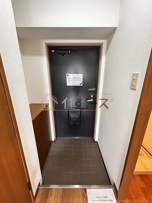 ノルデンハイム新大阪Ⅱ 玄関