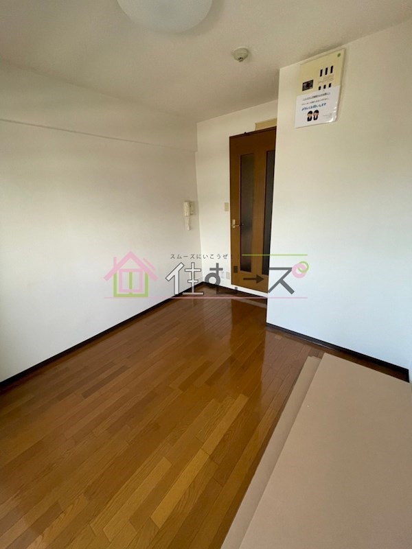 コート西中島 リビング