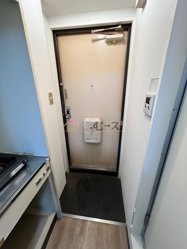 ルネッサンス32番館 玄関