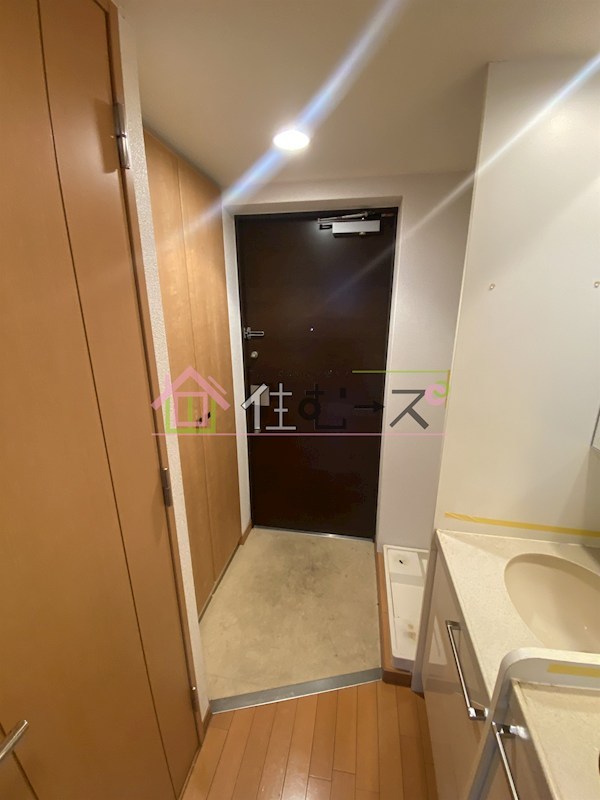 エステムコート難波WEST-SIDE大阪ドーム前  玄関