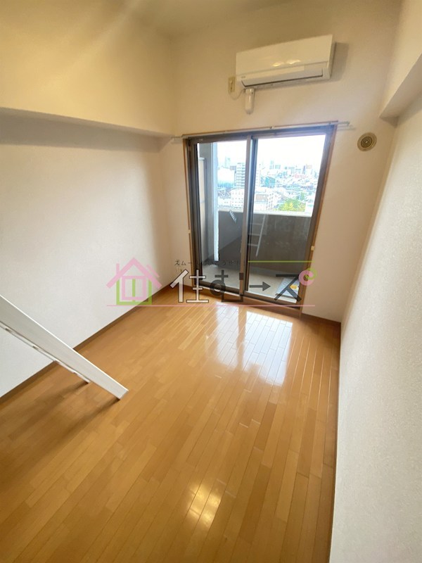 エステムコート難波WEST-SIDE大阪ドーム前  ベッドルーム