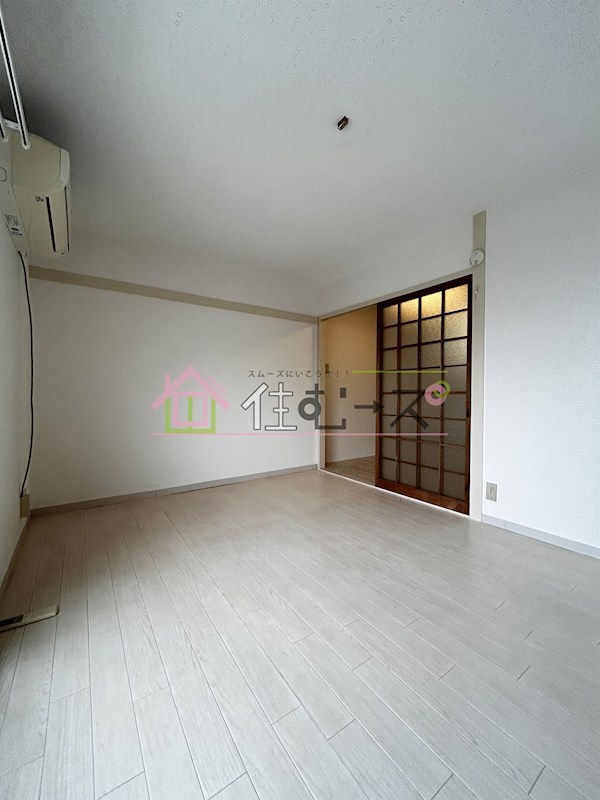 メゾンホワイティ リビング