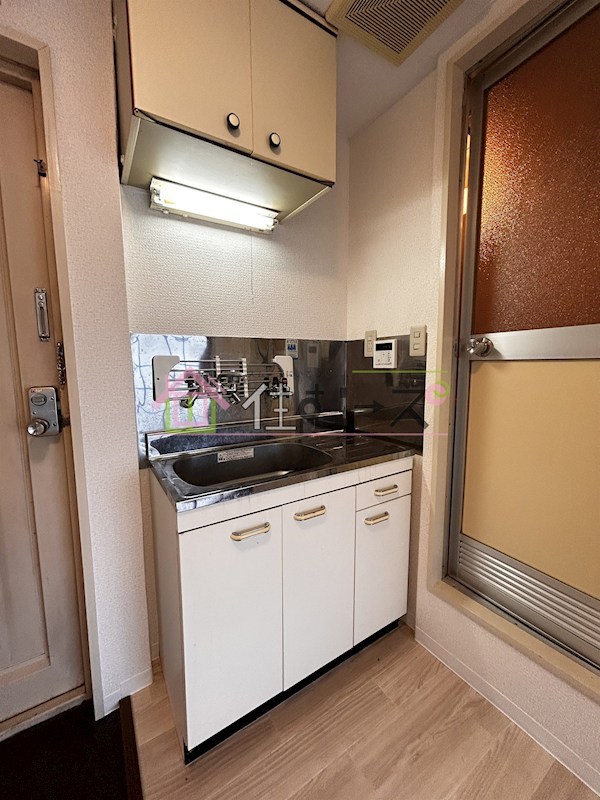 メゾンホワイティ キッチン