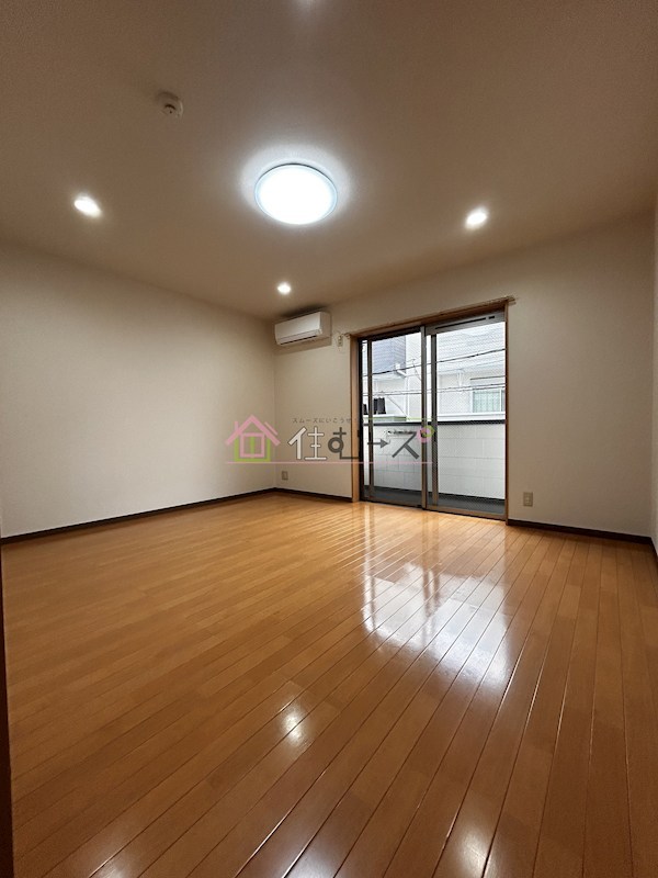 CenterLivers ベッドルーム