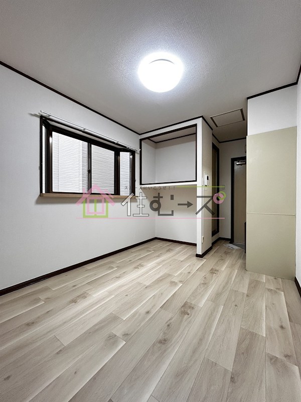 フローレンスサンワ リビング