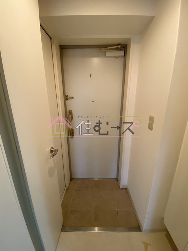 ベルシモンズ大阪港 玄関