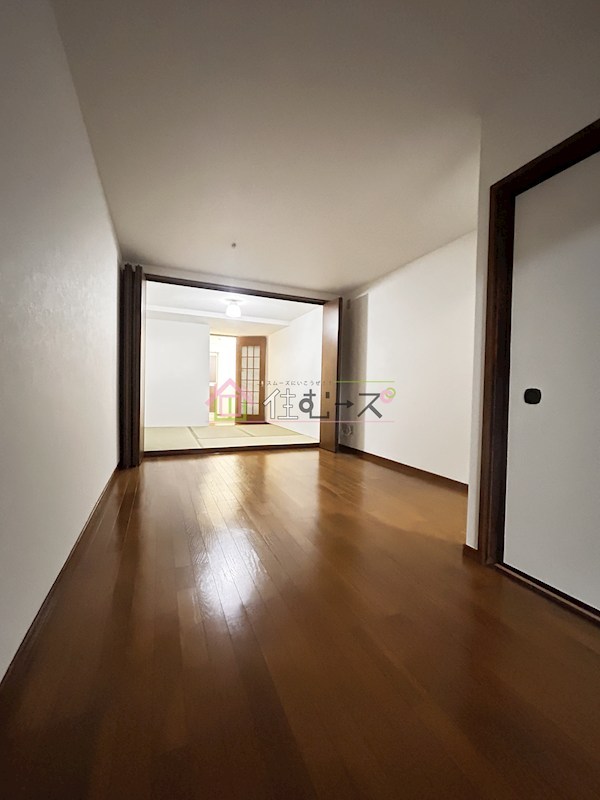 田島１丁目テラスハウス リビング