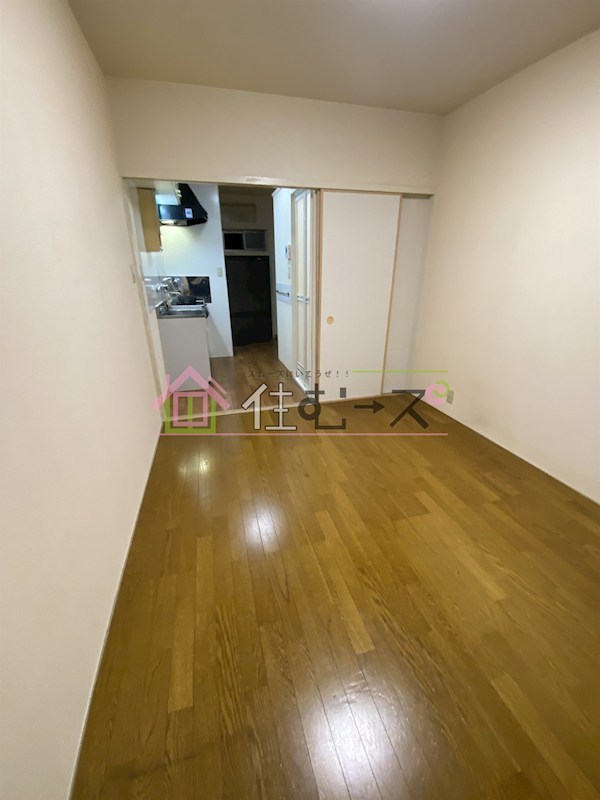 磯路3丁目テラス リビング