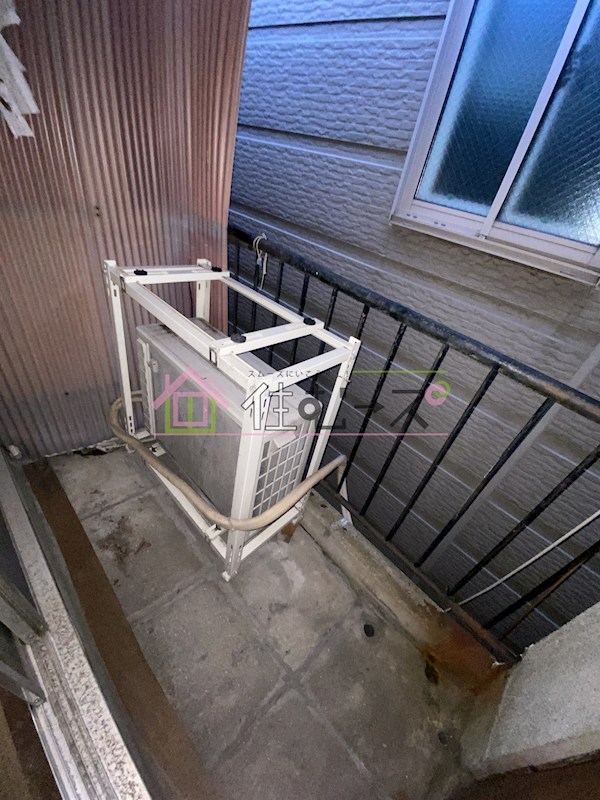 南市岡1-10-13貸家 ベランダ