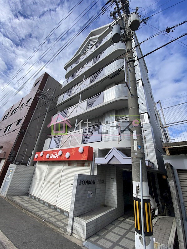 ボンボニエール 外観