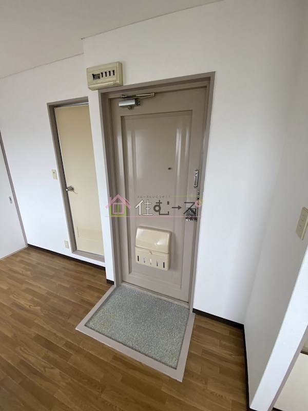 チルドハイツ 玄関