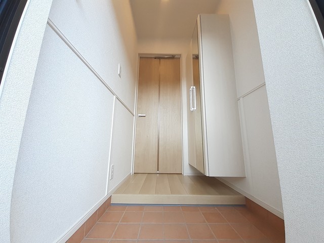 サジュールＫ 玄関