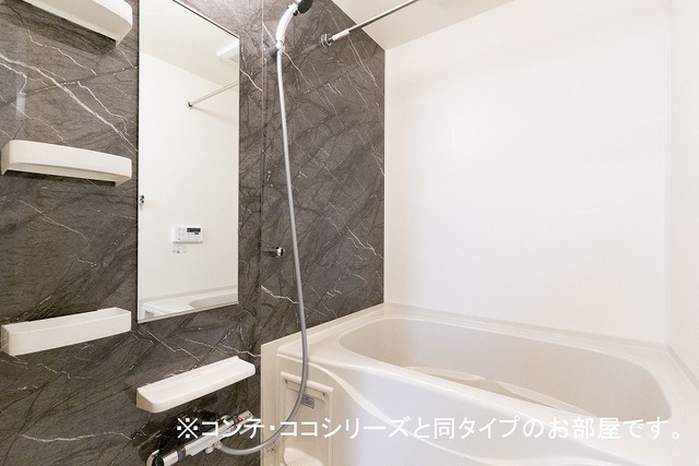 スペチアーレ　チンクエ 風呂画像