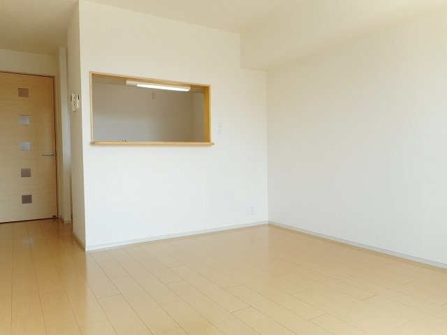 ヴィラ　ノーブル　イースト リビング